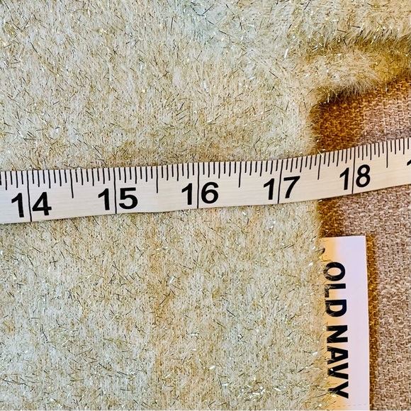 NWT Old Navy Ivory Gold Metallic Textured Shine Crop Button V Neck Cardigan - Picture 11 of 13